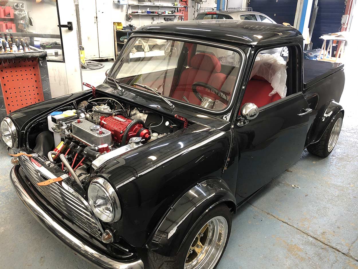 Carrosserie Anglet, Carrosserie Bayonne, Carrosserie Biarritz, Marbre moto Anglet, Marbre moto Bayonne, Marbre moto Biarritz, Peinture auto, Peinture auto Bayonne, Peinture auto Biarritz, Peinture moto Anglet, Peinture moto Bayonne, Peinture moto Biarritz, Redressage moto Anglet, Redressage moto Bayonne, Redressage moto Biarritz, Restauration voiture ancienne Anglet, Restauration voiture ancienne Bayonne, Restauration voiture ancienne Biarritz