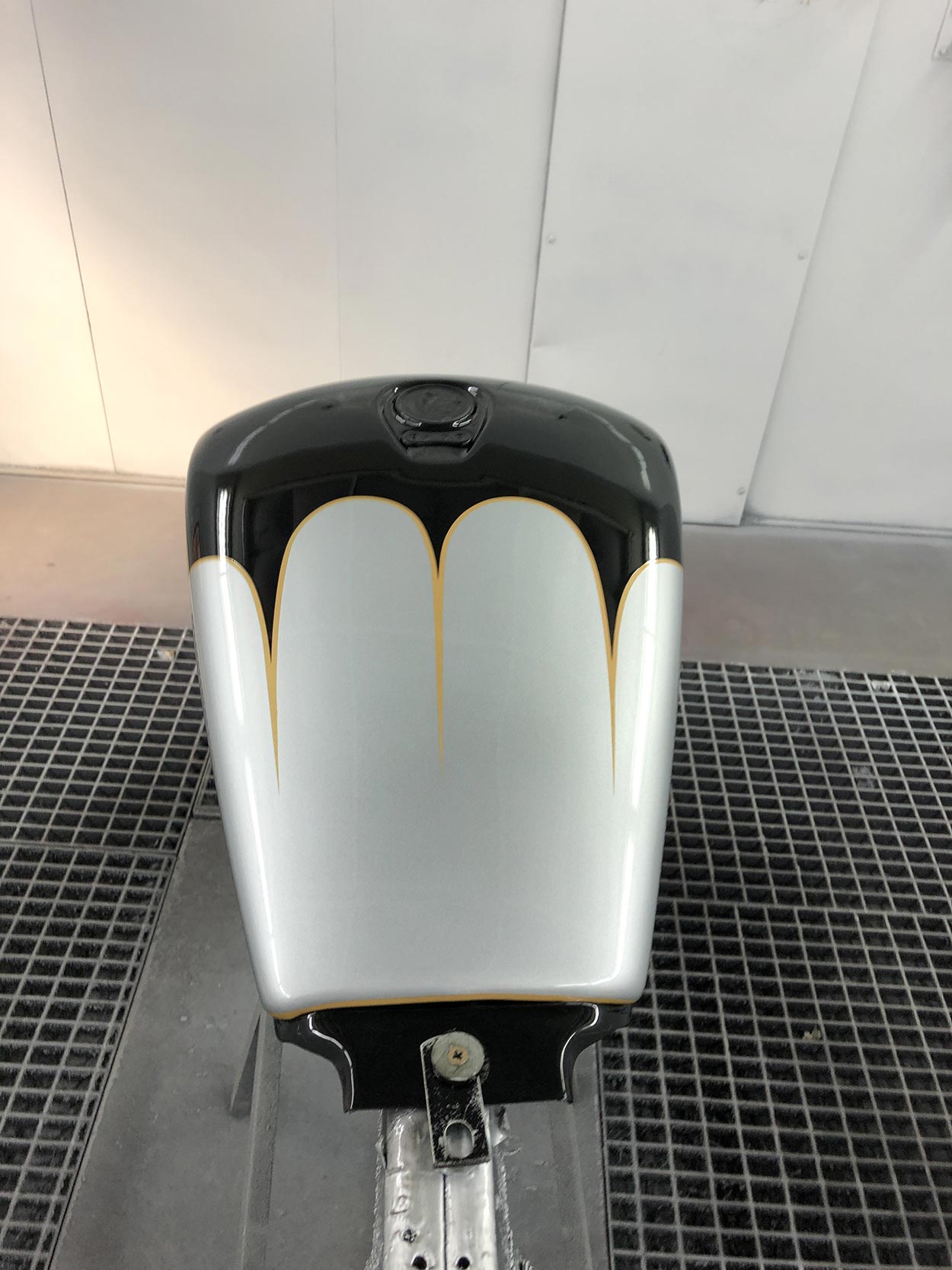 Carrosserie Anglet, Carrosserie Bayonne, Carrosserie Biarritz, Marbre moto Anglet, Marbre moto Bayonne, Marbre moto Biarritz, Peinture auto, Peinture auto Bayonne, Peinture auto Biarritz, Peinture moto Anglet, Peinture moto Bayonne, Peinture moto Biarritz, Redressage moto Anglet, Redressage moto Bayonne, Redressage moto Biarritz, Restauration voiture ancienne Anglet, Restauration voiture ancienne Bayonne, Restauration voiture ancienne Biarritz