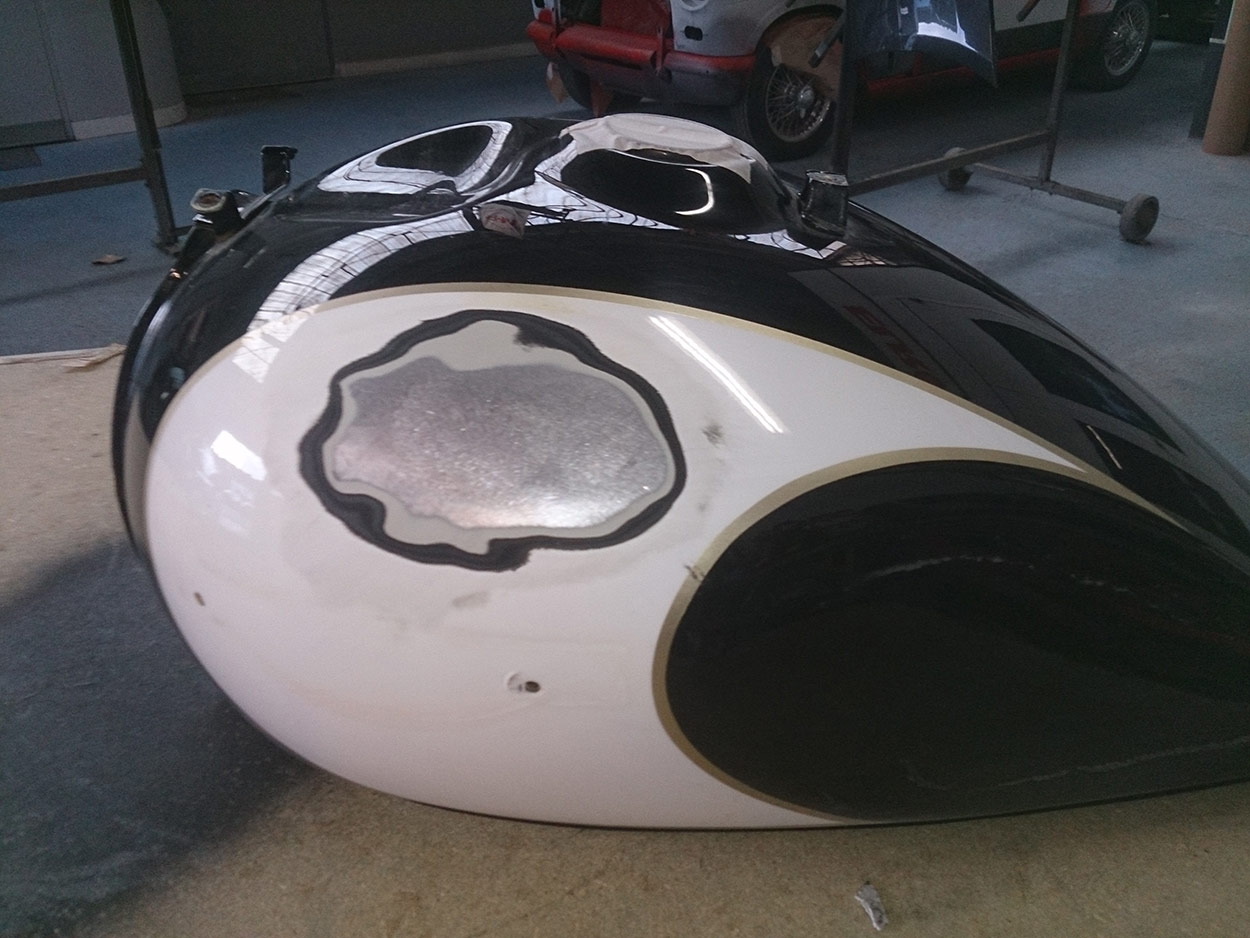 Carrosserie Anglet, Carrosserie Bayonne, Carrosserie Biarritz, Marbre moto Anglet, Marbre moto Bayonne, Marbre moto Biarritz, Peinture auto, Peinture auto Bayonne, Peinture auto Biarritz, Peinture moto Anglet, Peinture moto Bayonne, Peinture moto Biarritz, Redressage moto Anglet, Redressage moto Bayonne, Redressage moto Biarritz, Restauration voiture ancienne Anglet, Restauration voiture ancienne Bayonne, Restauration voiture ancienne Biarritz