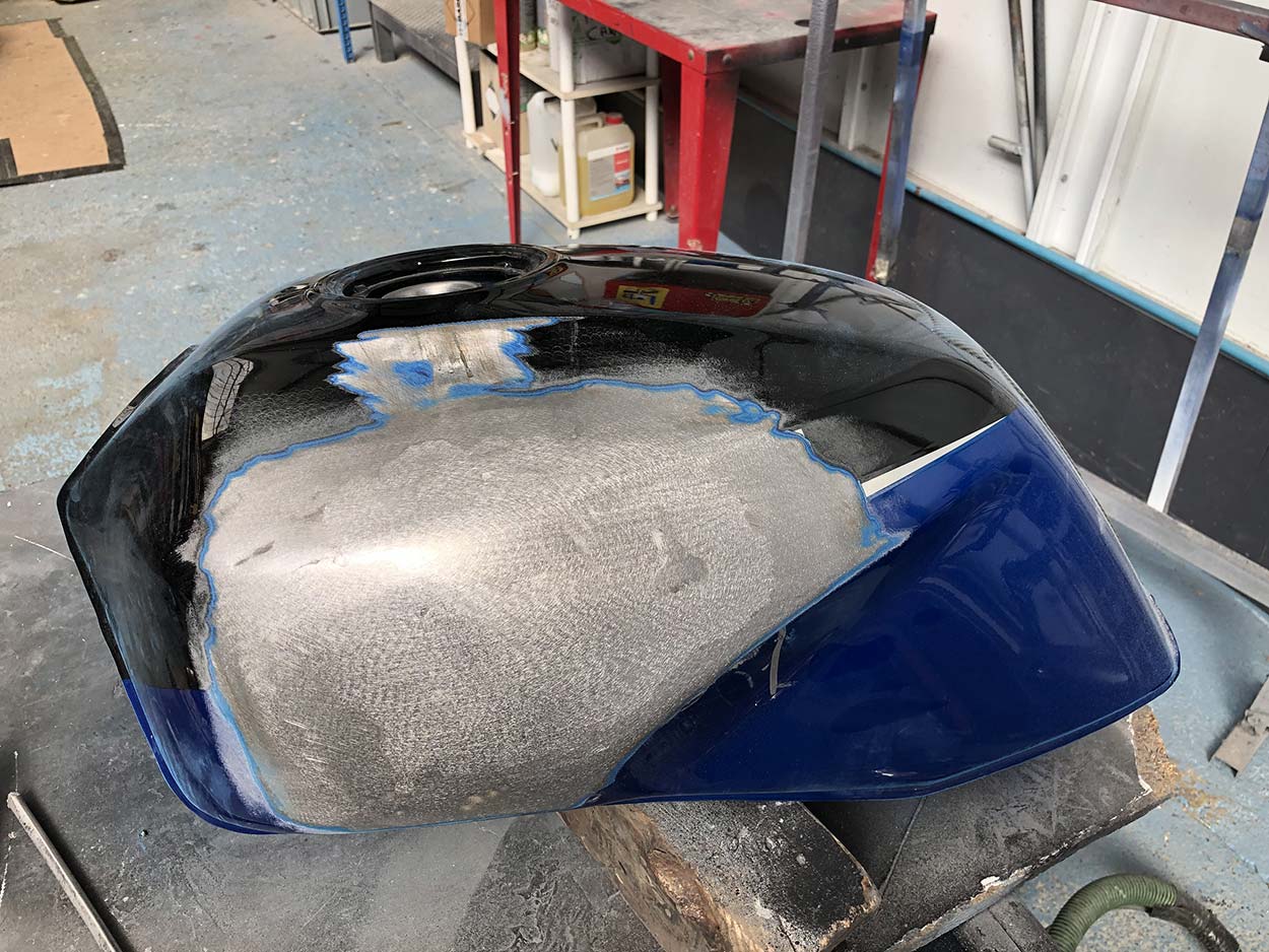 Carrosserie Anglet, Carrosserie Bayonne, Carrosserie Biarritz, Marbre moto Anglet, Marbre moto Bayonne, Marbre moto Biarritz, Peinture auto, Peinture auto Bayonne, Peinture auto Biarritz, Peinture moto Anglet, Peinture moto Bayonne, Peinture moto Biarritz, Redressage moto Anglet, Redressage moto Bayonne, Redressage moto Biarritz, Restauration voiture ancienne Anglet, Restauration voiture ancienne Bayonne, Restauration voiture ancienne Biarritz