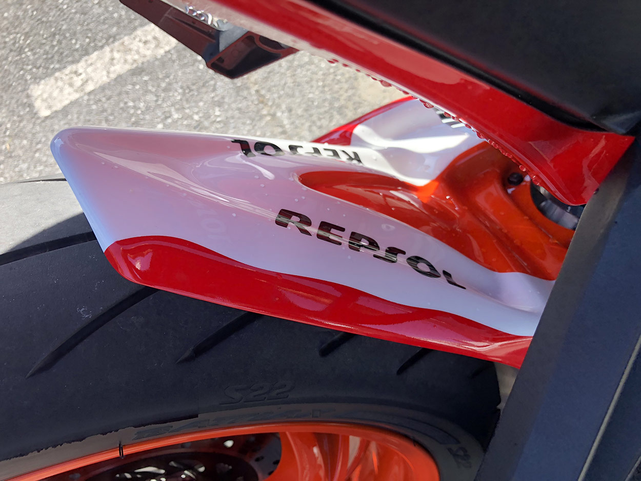 Carrosserie Anglet, Carrosserie Bayonne, Carrosserie Biarritz, Marbre moto Anglet, Marbre moto Bayonne, Marbre moto Biarritz, Peinture auto, Peinture auto Bayonne, Peinture auto Biarritz, Peinture moto Anglet, Peinture moto Bayonne, Peinture moto Biarritz, Redressage moto Anglet, Redressage moto Bayonne, Redressage moto Biarritz, Restauration voiture ancienne Anglet, Restauration voiture ancienne Bayonne, Restauration voiture ancienne Biarritz